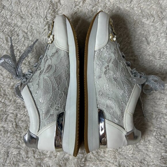 Mellow Mat Yellow Box Fashion Sneakers Size 4.5 - Picture 5 of 9